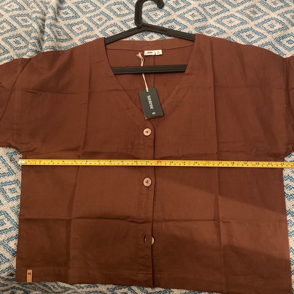 Tentree Market Shirt - Picture 2 of 2